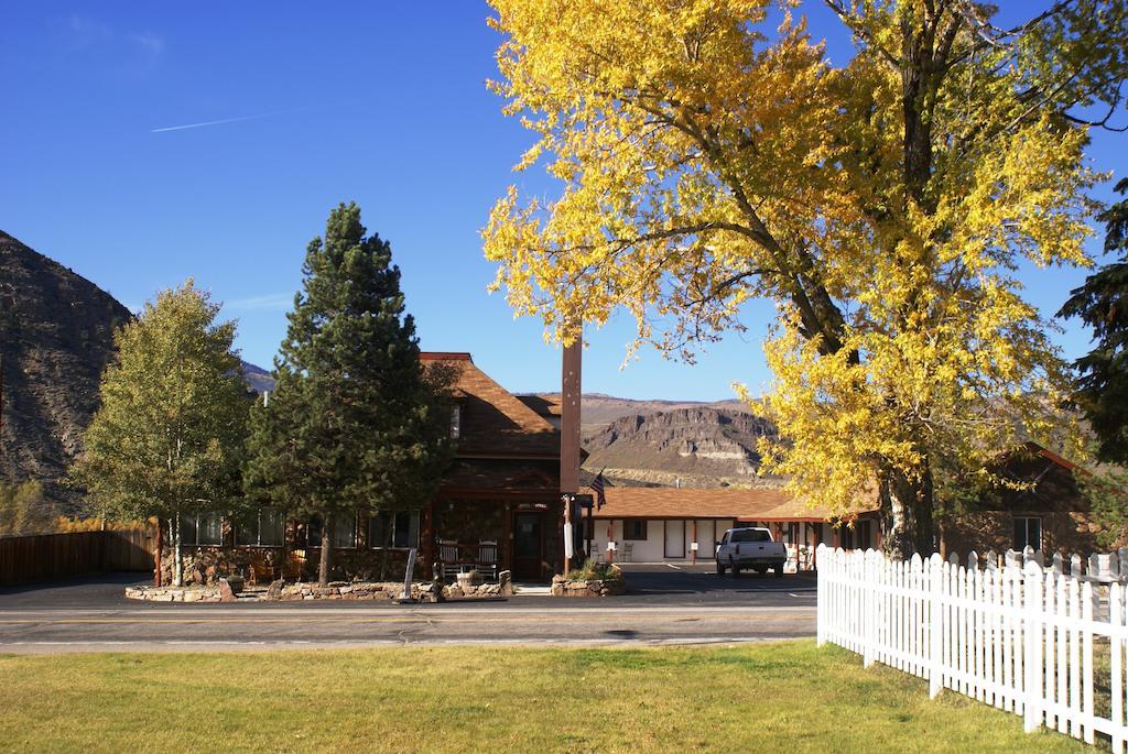 Canyon Motel Near Rocky Mountain National Park Hot Sulphur Springs Buitenkant foto